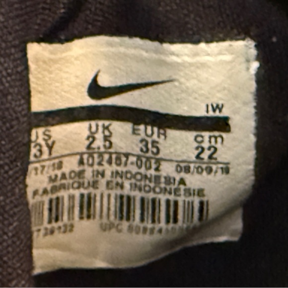 Nike LeBron 16 Black and Red Athletic Shoes, AQ2467-002, Size 3Y - Picture 8 of 8